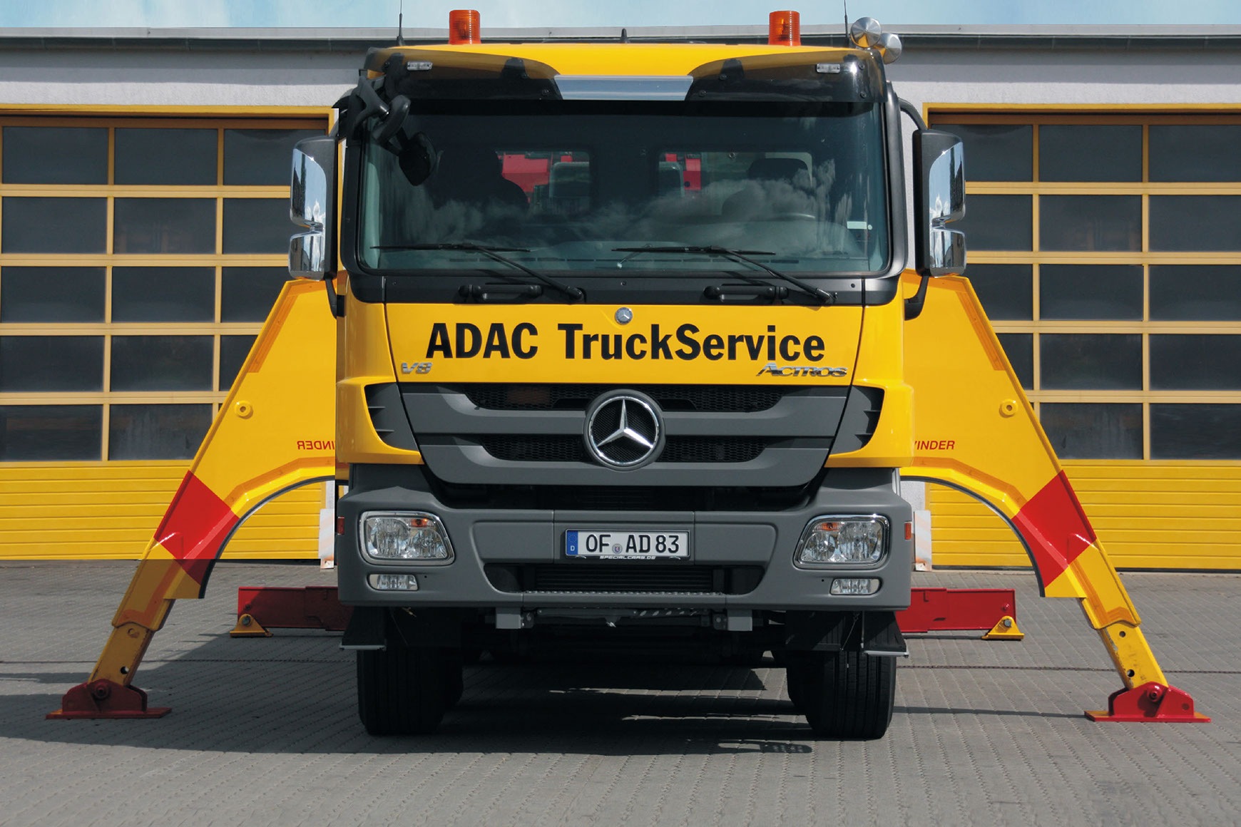 Abschleppdienst Offenbach GmbH - Spezialbergefahrzeug CENTURY Rotator 1140 Abschleppdienst Offenbach GmbH - Spezialbergefahrzeug CENTURY Rotator 1140